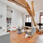 Cosy Duplex City Center